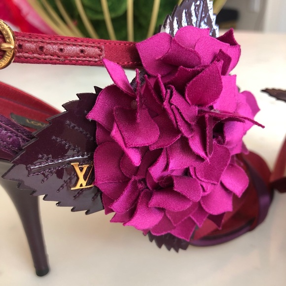 Louis Vuitton Sarah Satin and Patent Sandal Heel 7.5 - Picture 1 of 15